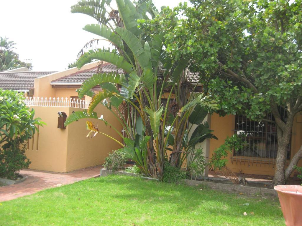 Smithland Guest Apartments Cape Town Беллвілл Номер фото